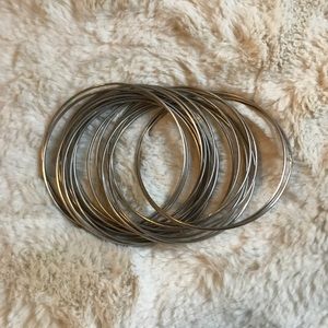 Silpada 21 Interlocking Bangle Bracelet